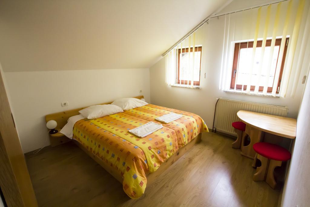 Guesthouse Pozar Predjama Room photo